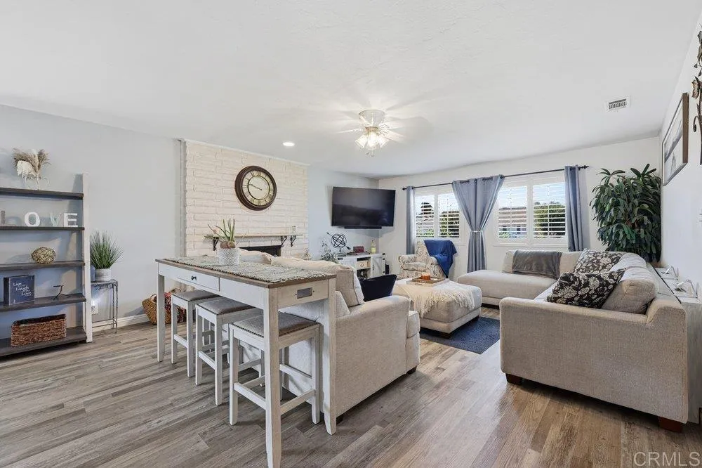 https://cdn.realtyfeed.com/cdn/127/307064024/c416b5b8c47fd666feb13c19c5817c45.webp