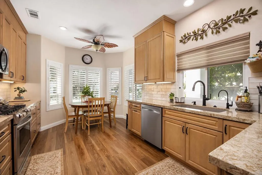 https://cdn.realtyfeed.com/cdn/127/307064026/eb8279b3260ffe30c1809a14216ecf4b.webp
