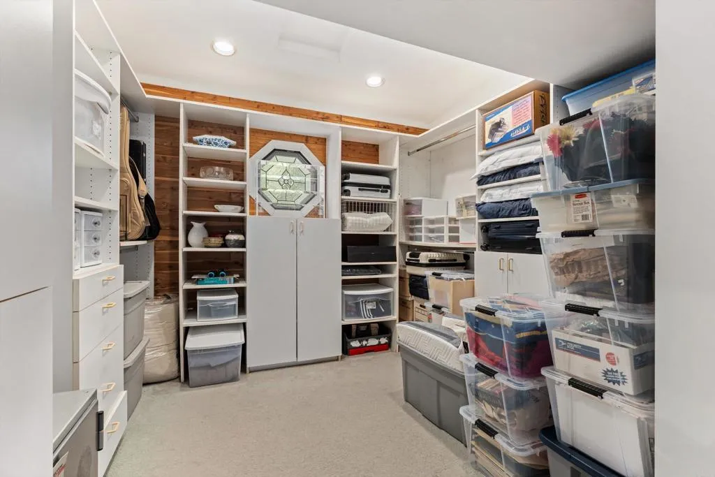 https://cdn.realtyfeed.com/cdn/127/307064049/93529e395f65308402fded02e883ff1a.webp
