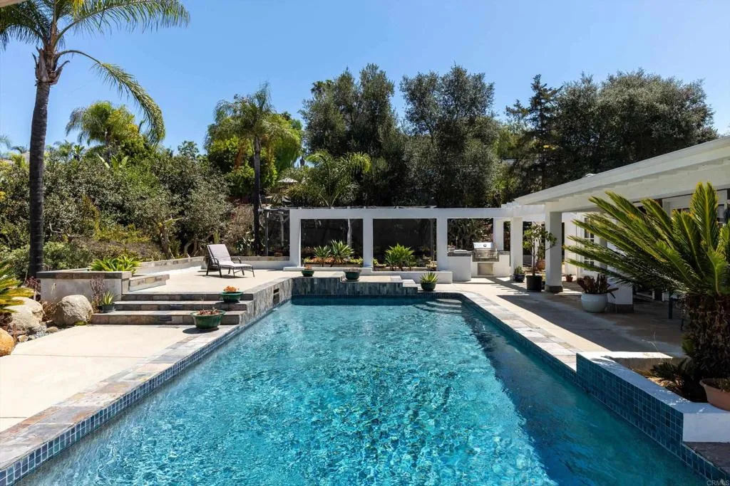 https://cdn.realtyfeed.com/cdn/127/307064049/b0d09543b7aa8a908be6bf002b0580fc.webp