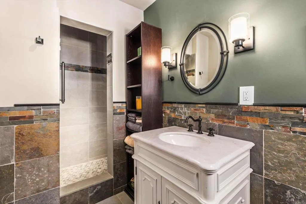 https://cdn.realtyfeed.com/cdn/127/307064049/b26d0a9877b52dd3e27fdd5b6a1c3bb0.webp