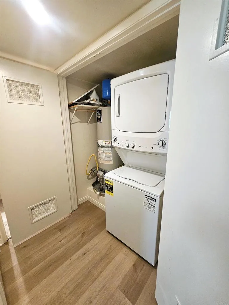 https://cdn.realtyfeed.com/cdn/127/307064103/0746a9eacaeeeeb8ae48e7a0a1bdf116.webp