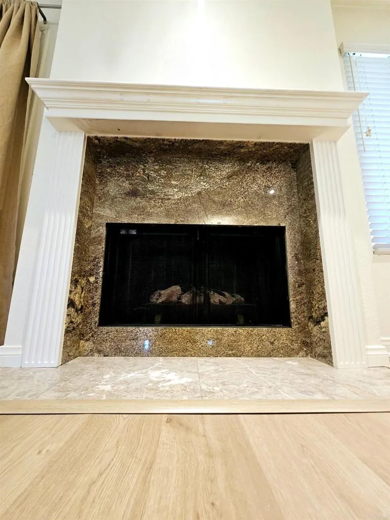 https://cdn.realtyfeed.com/cdn/127/307064103/f7aaf96acd7c95c495cab430707a844d.webp
