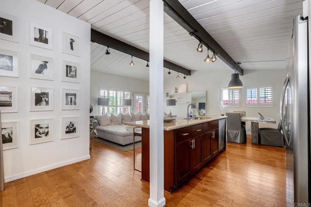 https://cdn.realtyfeed.com/cdn/127/307064108/a793ee271f53a81ae070eb4161214ec4.webp