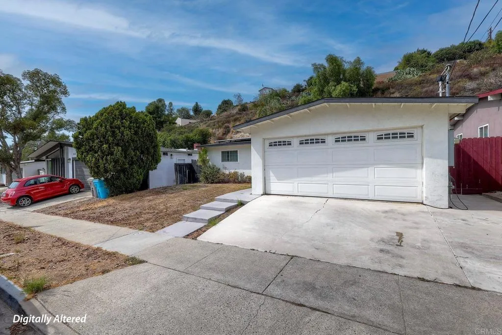 5520 Baja Drive, San Diego, CA 92115 - Photo 3 of 27, San Diego, CA