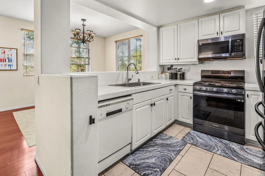 https://cdn.realtyfeed.com/cdn/127/307064151/4bcf6dd6a6662026314425c073fd9474.webp