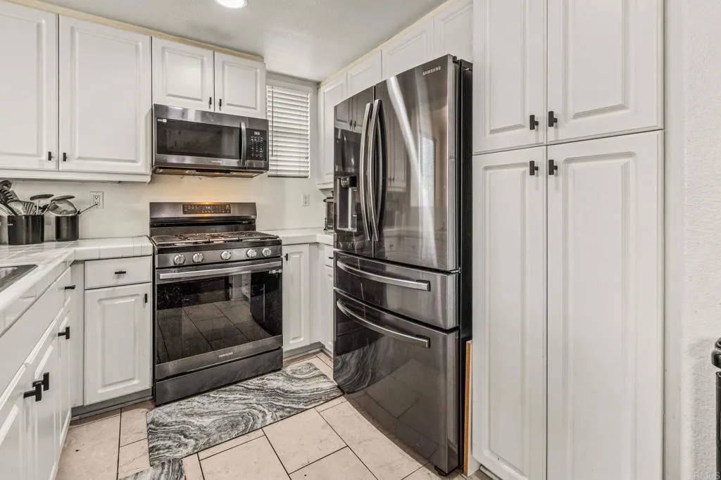 https://cdn.realtyfeed.com/cdn/127/307064151/a4789845c2551e03c82907b56370430b.webp