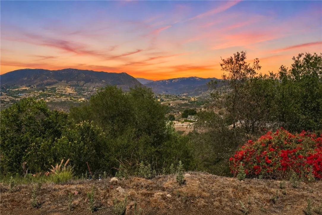 1645 Santa Margarita, Fallbrook, CA 92028 - Photo 3 of 31, Fallbrook, CA