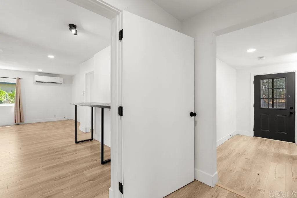 https://cdn.realtyfeed.com/cdn/127/307064293/51fbb2e9a968bd004ebe9097bba24611.webp