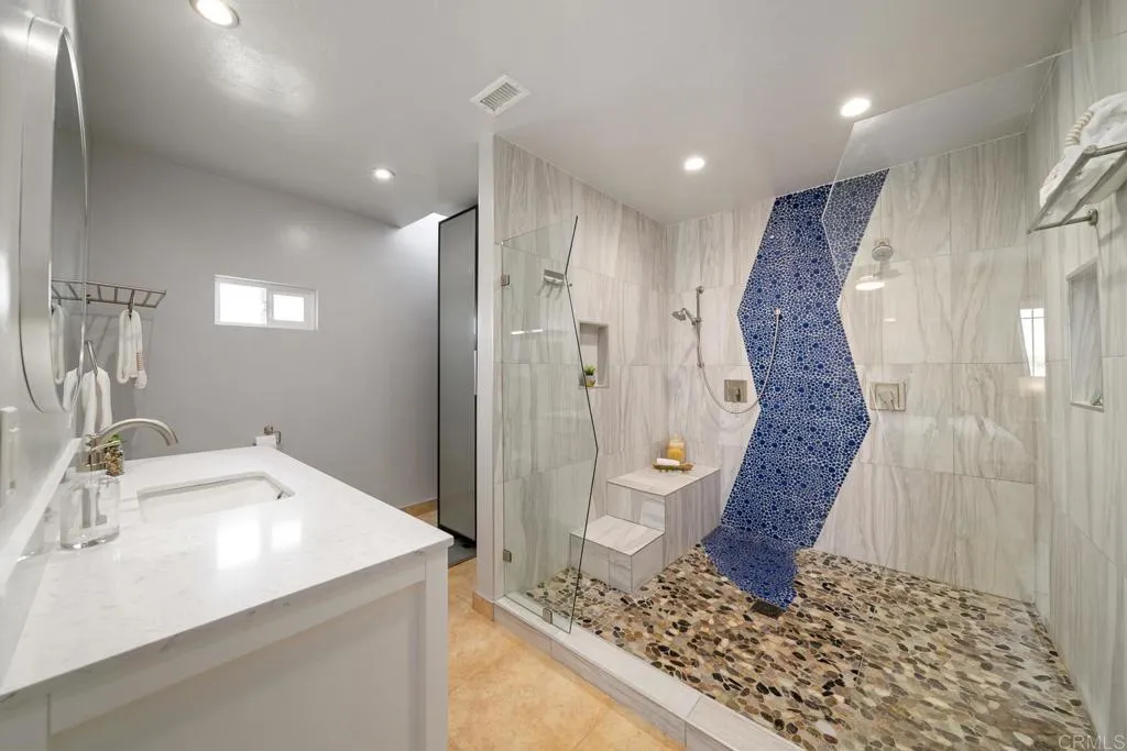 https://cdn.realtyfeed.com/cdn/127/307064315/fdda012c659d4d85953b33faa7bb70d4.webp