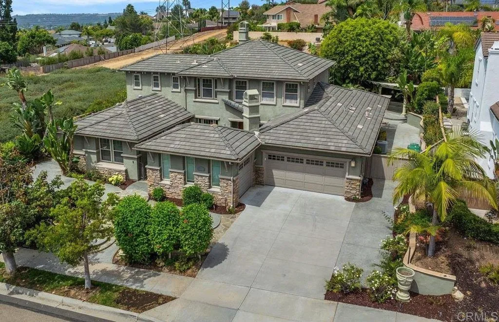 7345 Calle Conifera, Carlsbad, CA 92009 - Main photo, Carlsbad, CA