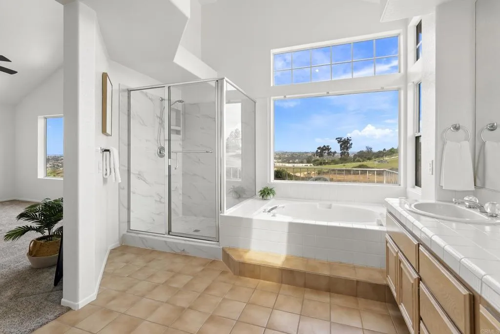 https://cdn.realtyfeed.com/cdn/127/307064384/11dced867cdb983c3a4dccac798425a6.webp