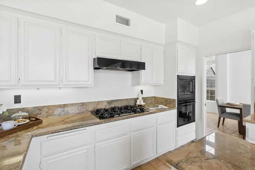 https://cdn.realtyfeed.com/cdn/127/307064384/261107e9790132f0455f2583a1df3ee4.webp