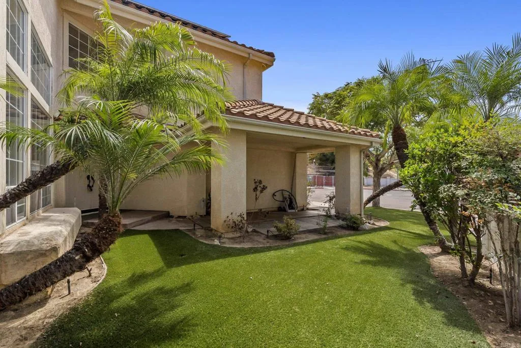 https://cdn.realtyfeed.com/cdn/127/307064384/44dc853efbb4d0e212bd9354e384d135.webp