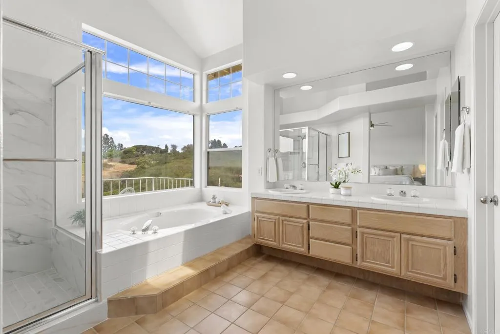 https://cdn.realtyfeed.com/cdn/127/307064384/4fc9ca674c9c512e05d3d0f0cb2faadb.webp