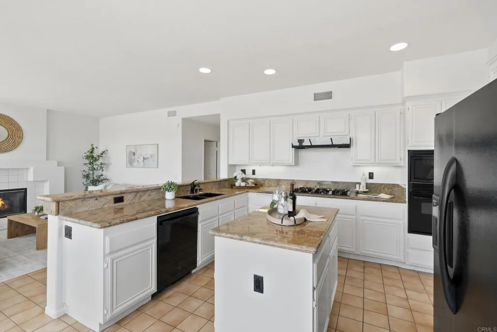 https://cdn.realtyfeed.com/cdn/127/307064384/bdacafda0f49ff69ea22d51bf505c5e0.webp