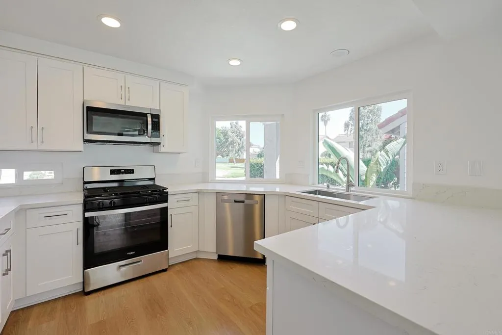249 Blackbird Way, Oceanside, CA 92057 - Main photo, Oceanside, CA