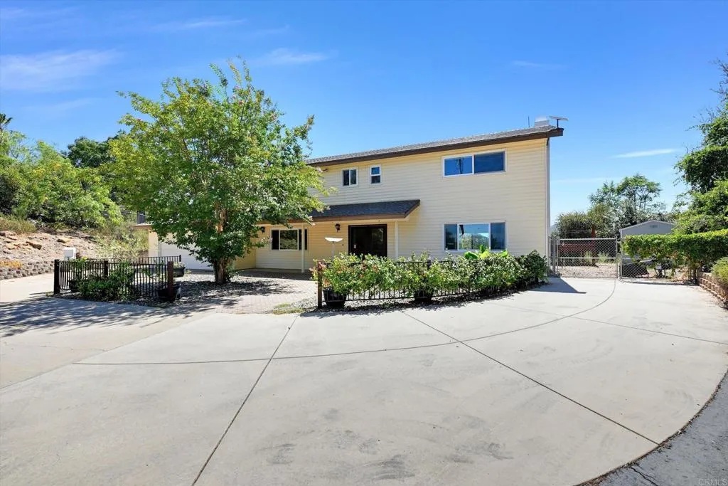 15436 Las Manzanitas Road, Ramona, CA 92065 - Photo 3 of 58, Ramona, CA