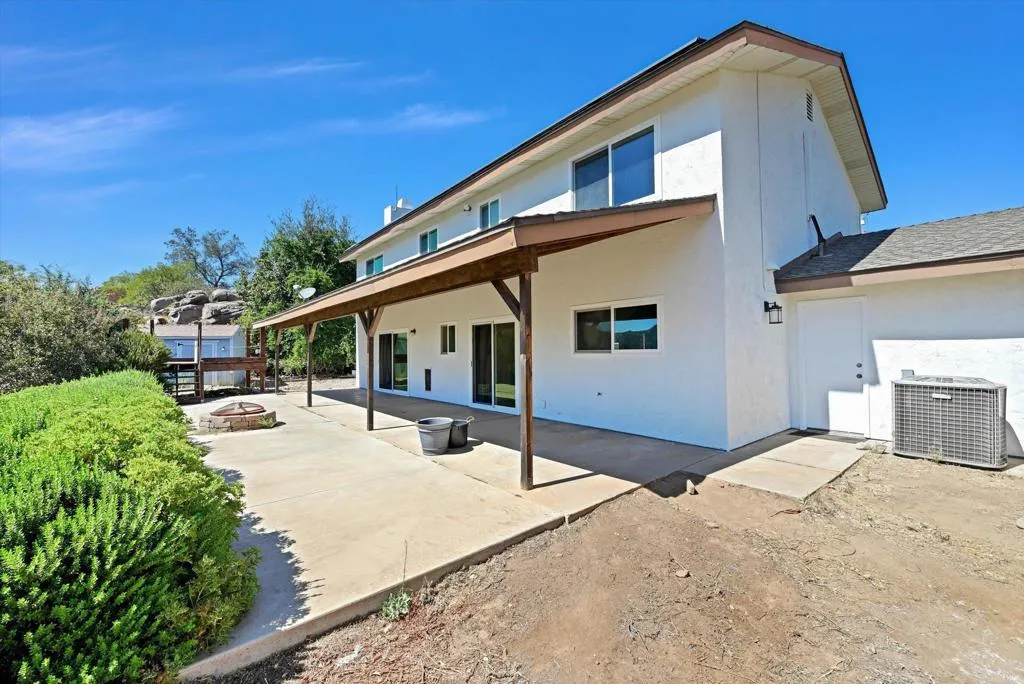 https://cdn.realtyfeed.com/cdn/127/307064420/a6c78a2ab07b85ec08cb0a2161902fb4.webp