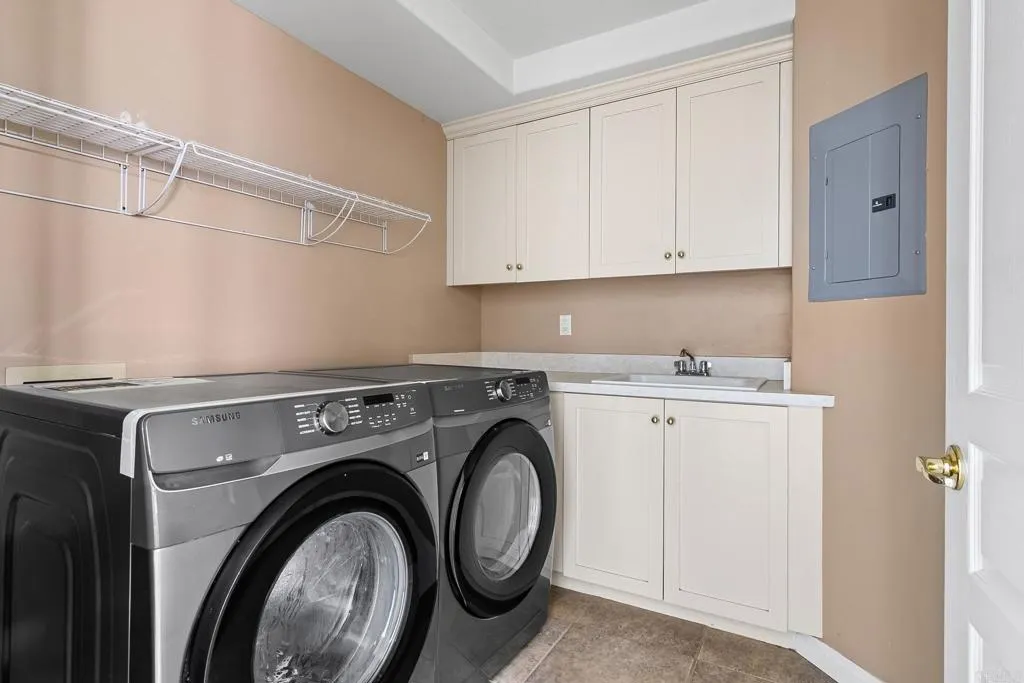 https://cdn.realtyfeed.com/cdn/127/307064424/322bce4baec735829685c8423c495ad5.webp