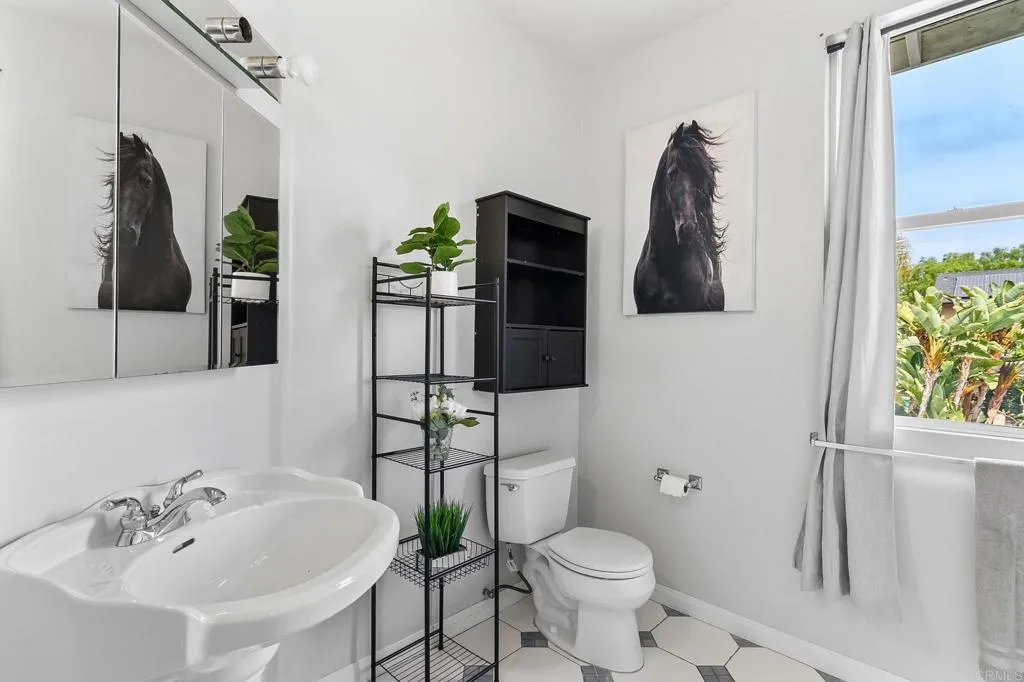 https://cdn.realtyfeed.com/cdn/127/307064424/49bd2d54fca5851b86468999d5aef34b.webp
