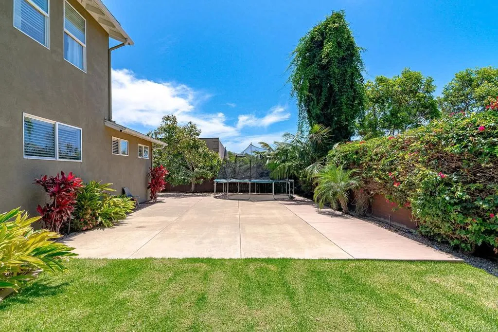https://cdn.realtyfeed.com/cdn/127/307064424/64697ad2286bef04023cc80e55ad6a63.webp