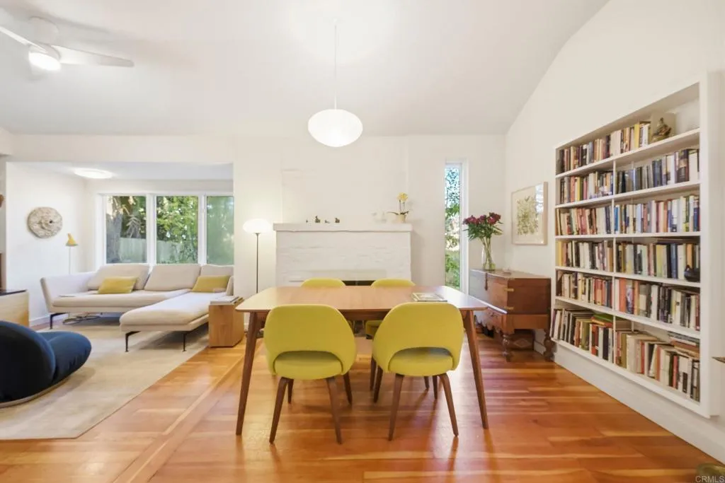 https://cdn.realtyfeed.com/cdn/127/307064432/2002fb12e6ee2387bc3f8f63c5c5df62.webp