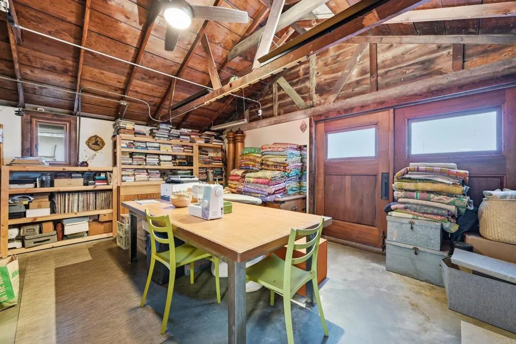 https://cdn.realtyfeed.com/cdn/127/307064432/a385157ff88b304cc153dc3e7b92b844.webp