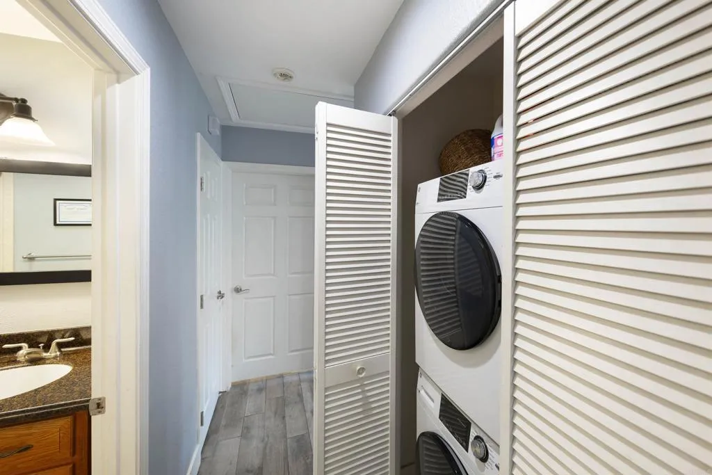 https://cdn.realtyfeed.com/cdn/127/307064452/a0c7fd70b731779bd72fd3226a60dae4.webp