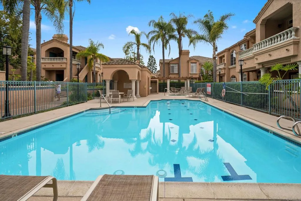 https://cdn.realtyfeed.com/cdn/127/307064465/3535e2cb6eabe7aaf4c675f05ad1c198.webp