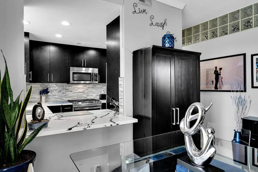 https://cdn.realtyfeed.com/cdn/127/307064465/abec754d7f9882e5ad721f336283d8c6.webp