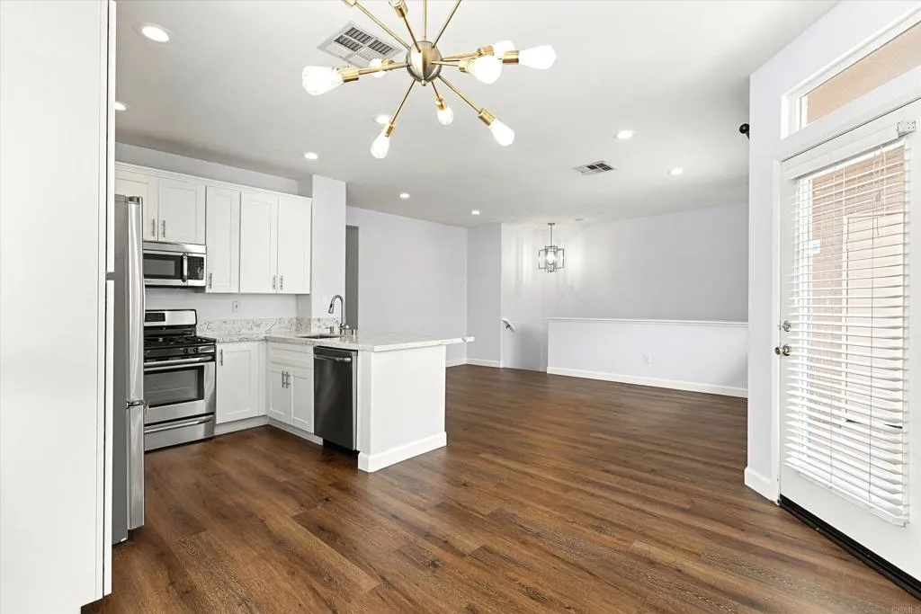9615 W Canyon Unit 1, San Diego, CA 92123 - Photo 3 of 34, San Diego, CA