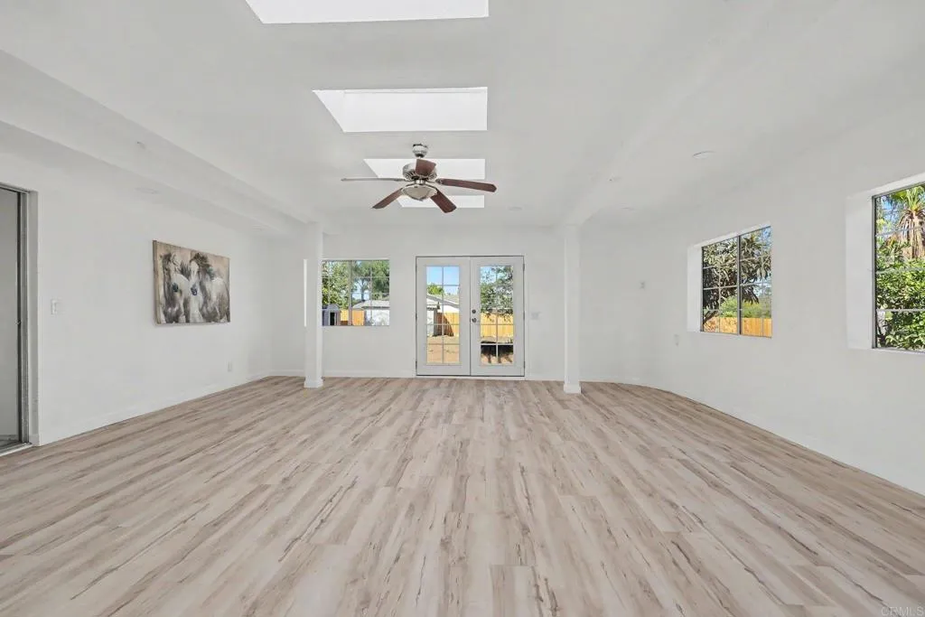 https://cdn.realtyfeed.com/cdn/127/307064554/84bf4c418d506238247cd76246747bef.webp