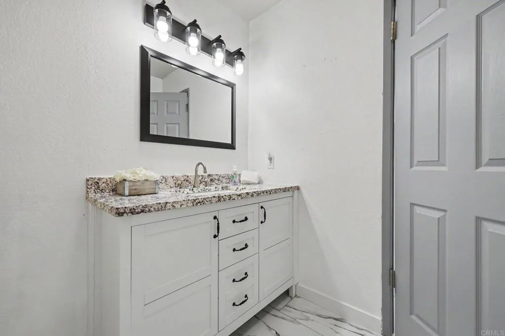 https://cdn.realtyfeed.com/cdn/127/307064554/dd63199fa4a3c2ba0af9006c0b0f64f2.webp