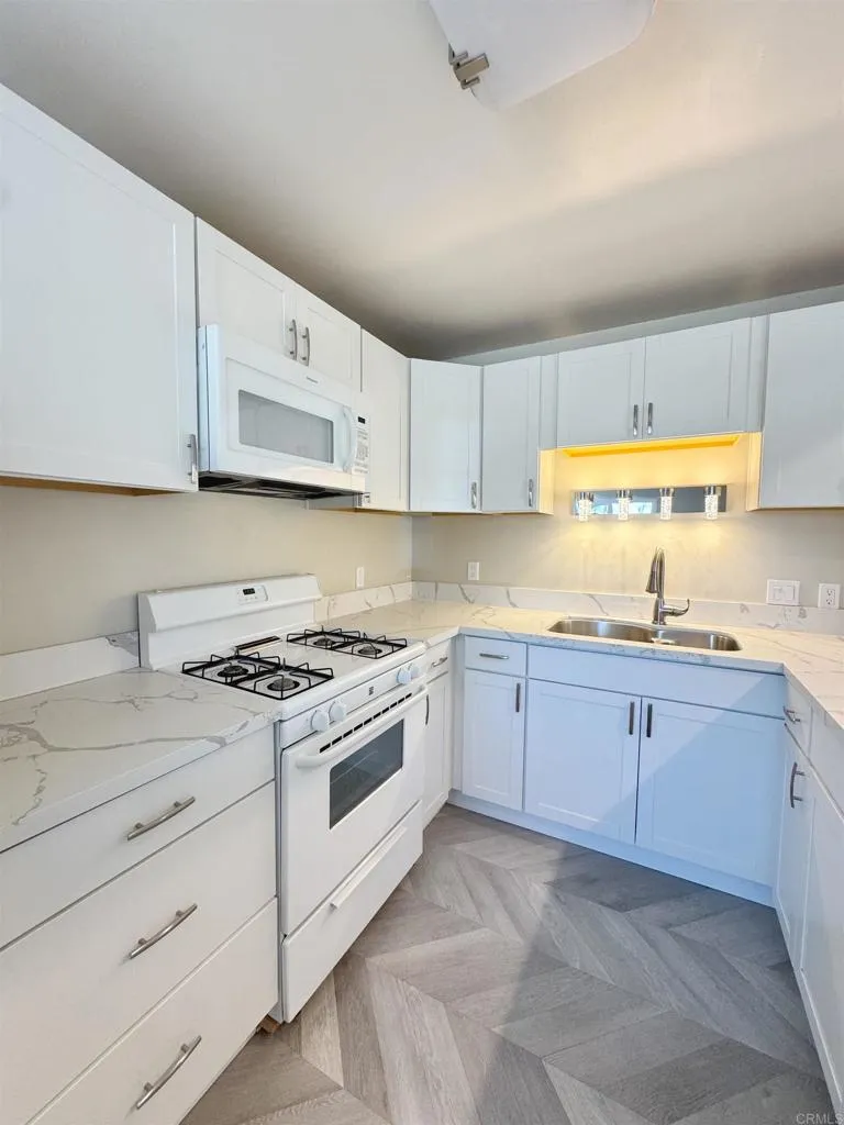 2115 Wightman St., San Diego, CA 92104 - Photo 5 of 8, San Diego, CA