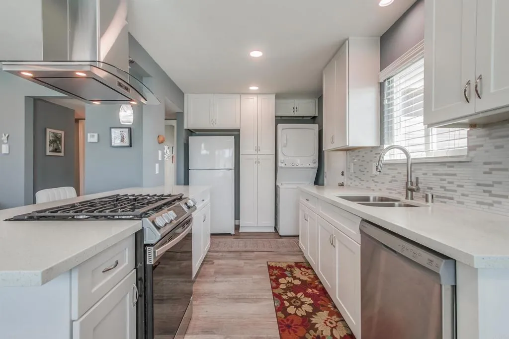 https://cdn.realtyfeed.com/cdn/127/307064622/073979e672eff4ffd7492d38a970c297.webp