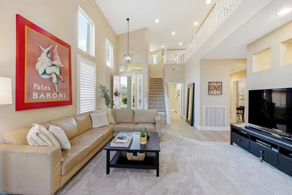 https://cdn.realtyfeed.com/cdn/127/307064655/032e06755d6aafa90c64a36c2e49258e.webp