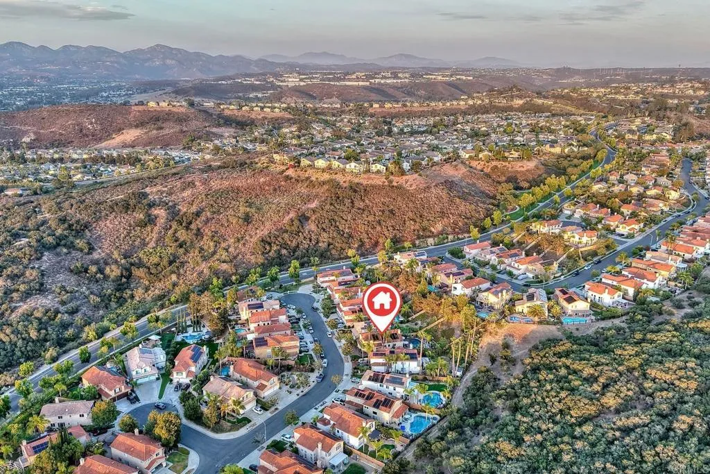 https://cdn.realtyfeed.com/cdn/127/307064655/10045a4b813c243d647cd29ff9076cf4.webp