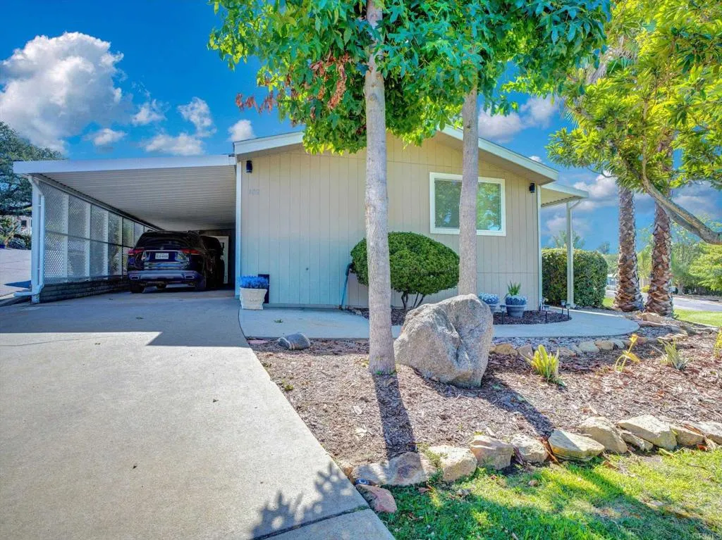 https://cdn.realtyfeed.com/cdn/127/307064685/382f9c5d03879bab5eefde08bba1c4a9.webp
