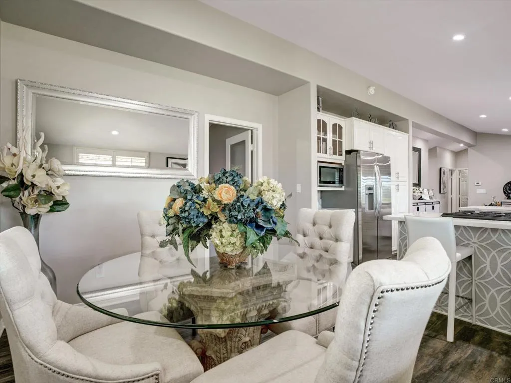 https://cdn.realtyfeed.com/cdn/127/307064685/7497da8c11bd68c96ed727b334710721.webp