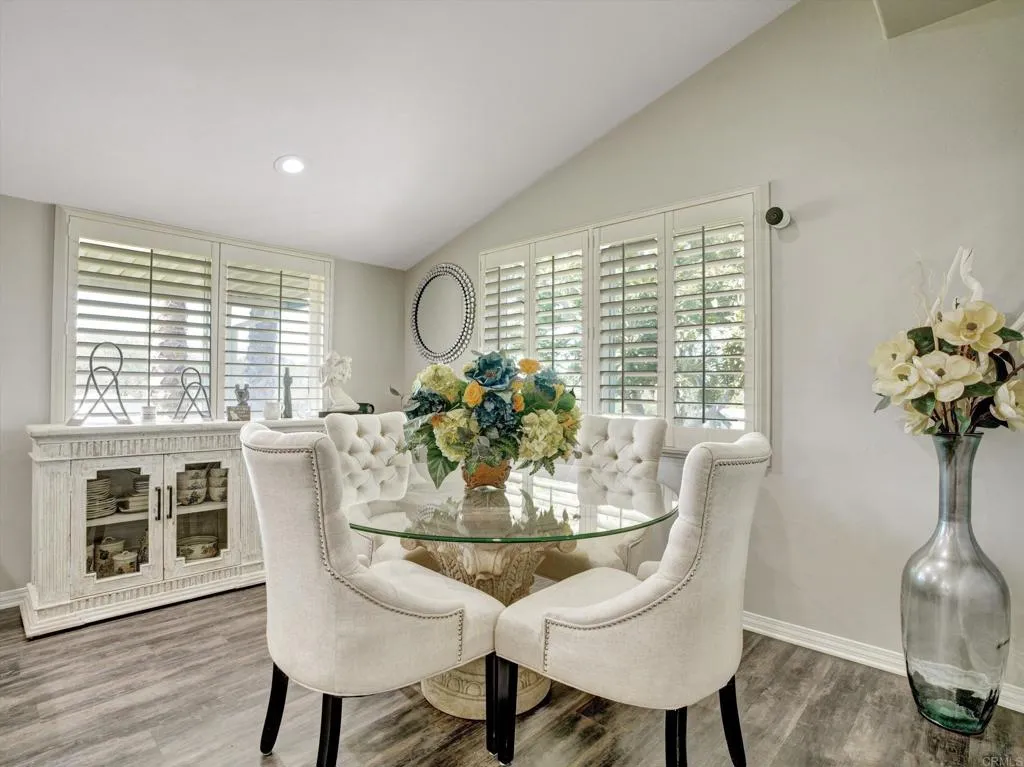 https://cdn.realtyfeed.com/cdn/127/307064685/9c996f43916680c7c361c3f92223aa62.webp