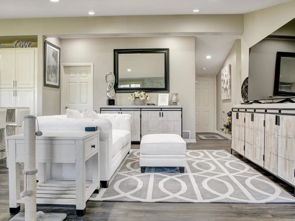 18218 Paradise Mountain Unit 102, Valley Center, CA 92082 - Photo 5 of 31, Valley Center, CA