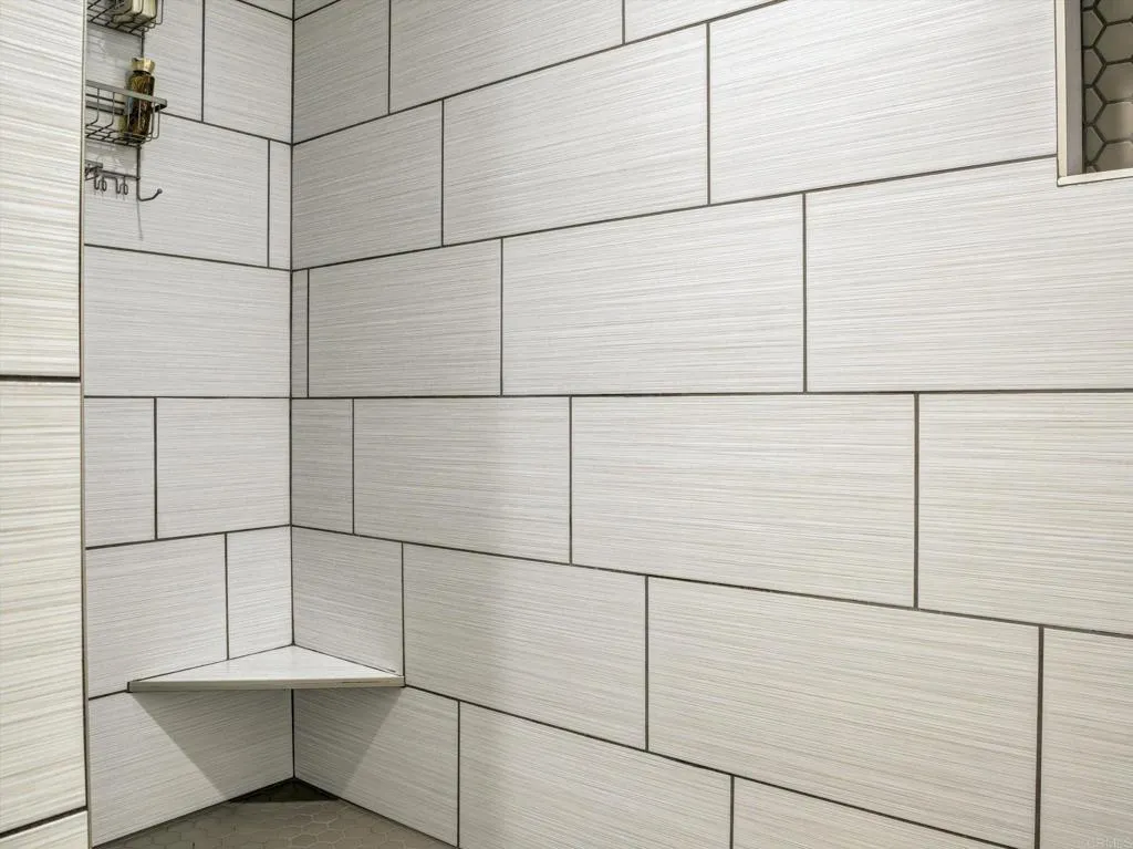 https://cdn.realtyfeed.com/cdn/127/307064685/afad3841977a88ec52964ddc11b45e43.webp