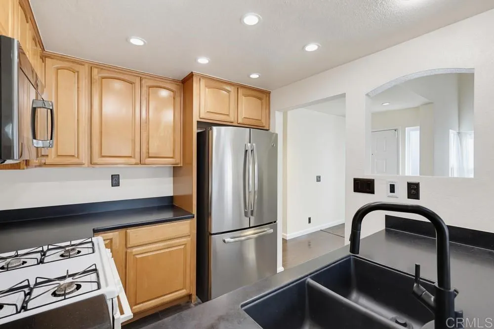 https://cdn.realtyfeed.com/cdn/127/307064709/291b564f6a6f2e5d86cb2f6303058442.webp