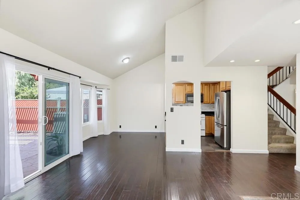 https://cdn.realtyfeed.com/cdn/127/307064709/922524feb6a50f83eff3029b5a845256.webp