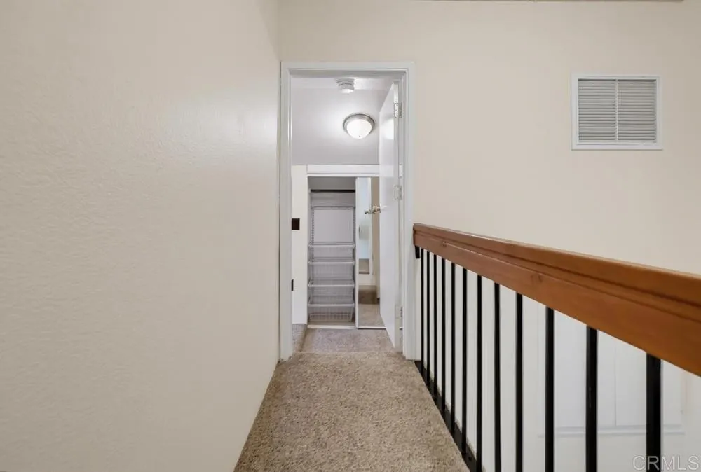 https://cdn.realtyfeed.com/cdn/127/307064709/e5c2bce482faa15de90df9bdab4caeb2.webp