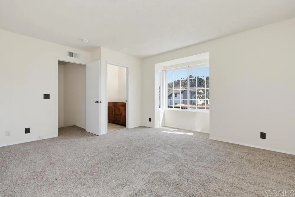 https://cdn.realtyfeed.com/cdn/127/307064709/e651916d19ca6dd5413557c9fb831ec4.webp