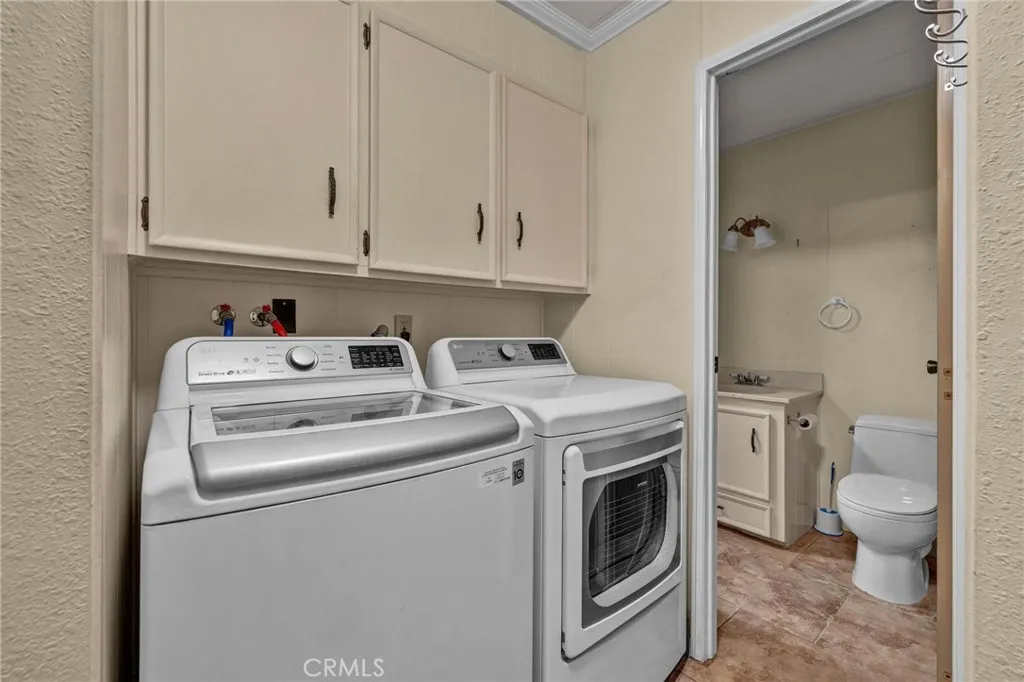 https://cdn.realtyfeed.com/cdn/127/307064785/8fd6bcbf00390b52ffce766d293b2e14.webp