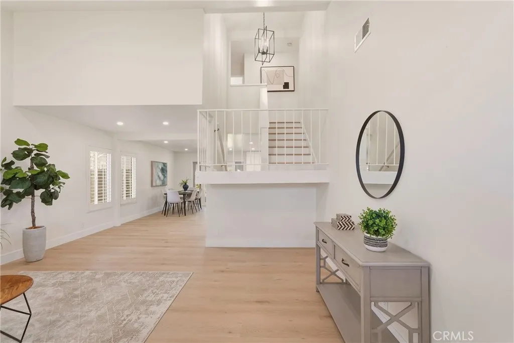 https://cdn.realtyfeed.com/cdn/127/307064800/cc79d33ba2f1923d949e681b6b1acc69.webp