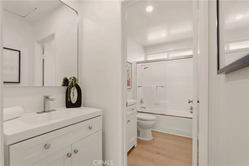 https://cdn.realtyfeed.com/cdn/127/307064800/f6374e44afa79570d3f4525fba1605a9.webp